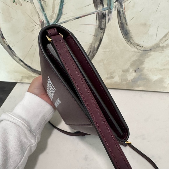 FINAL SALE💐BURBERRY logo leather crossbody bag ❤️ - Picture 12 of 16